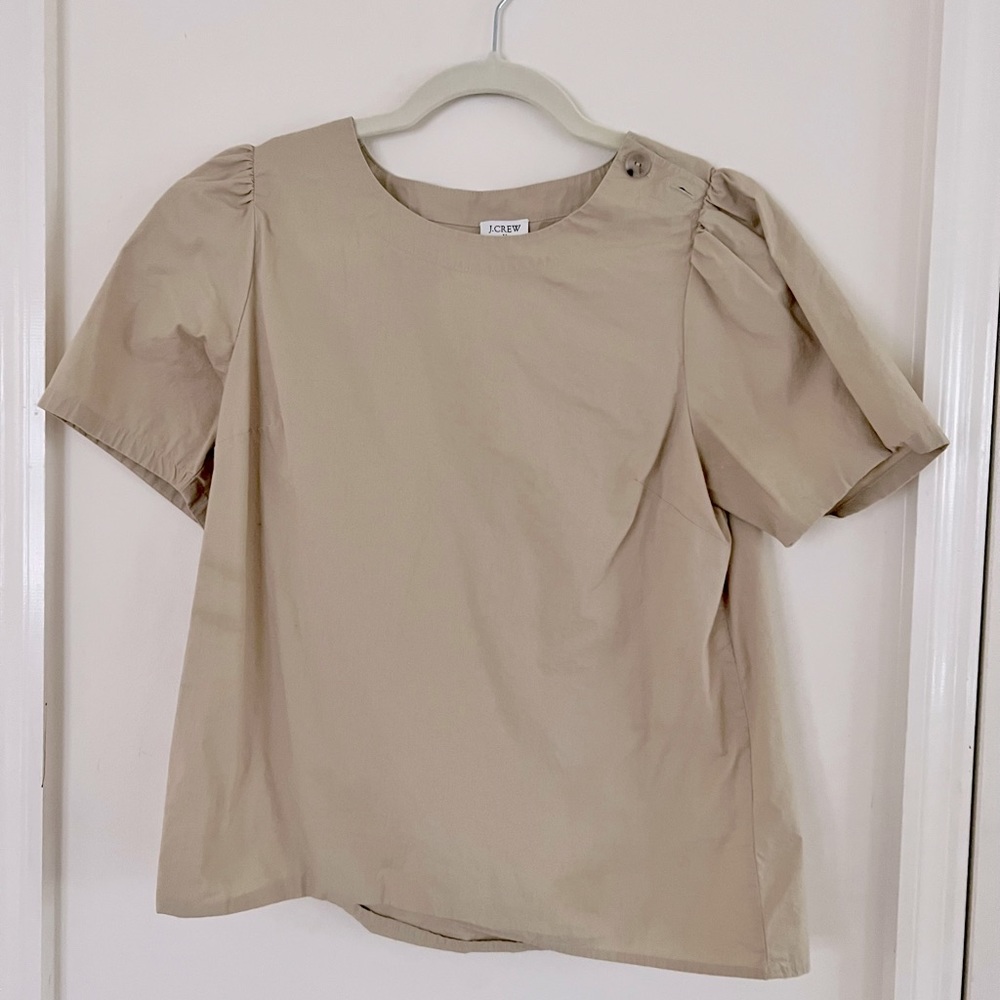 Puff sleeve blouse